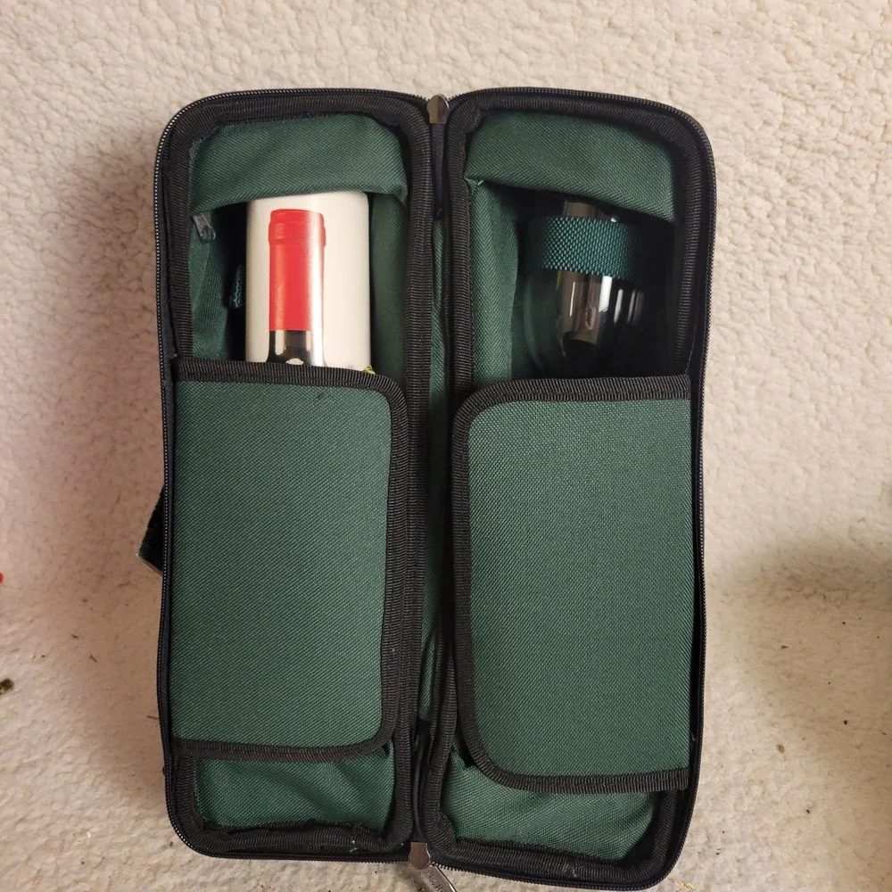 Picnic Time Estate Wine Tote Unisex OS Green NEW Insulated 2 Bottle Carrier Bag